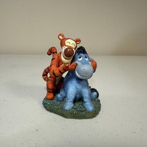 Vtg Disney Simply Pooh So This Is What Smiling Feels Like Eeyore Tigger Figurine